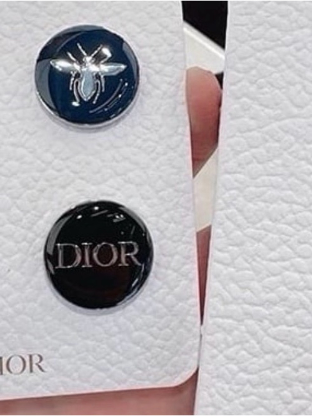 DIOR Christian Dior Novelty Limited Pin Badge Set of 4 Brooch Pins DIOR CD Bee - Picture 6 of 7